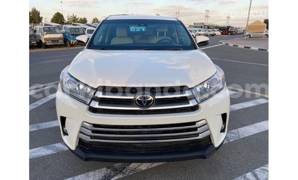 Buy Import Toyota Highlander White Car in Import - Dubai in Uganda Buy Import Toyota Highlander White Car in Import - Dubai in Uganda