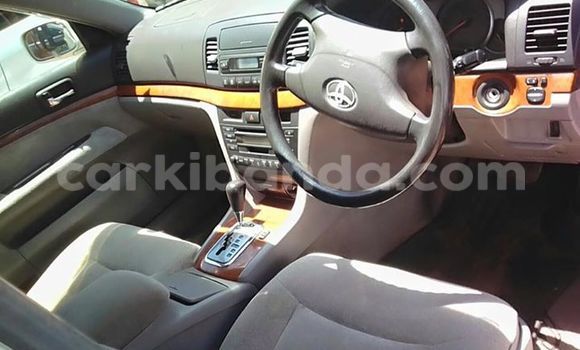 Gura Yakoze Toyota Mark II Silver Imodoka i Kampala mu Uganda Gura Yakoze Toyota Mark II Silver Imodoka i Kampala mu Uganda