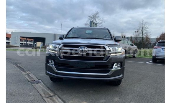 Buy Import Toyota Land Cruiser Black Car in Import - Dubai in Uganda Buy Import Toyota Land Cruiser Black Car in Import - Dubai in Uganda