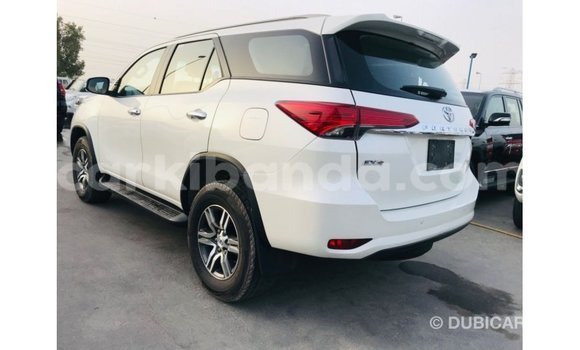 Gura Imported Toyota Fortuner White Imodoka i Import - Dubai mu Uganda Gura Imported Toyota Fortuner White Imodoka i Import - Dubai mu Uganda