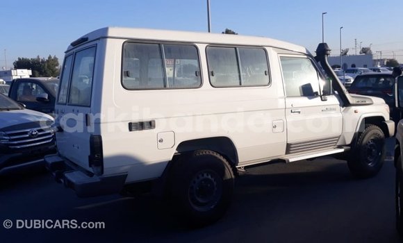 Buy Import Toyota Land Cruiser White Car in Import - Dubai in Uganda Buy Import Toyota Land Cruiser White Car in Import - Dubai in Uganda