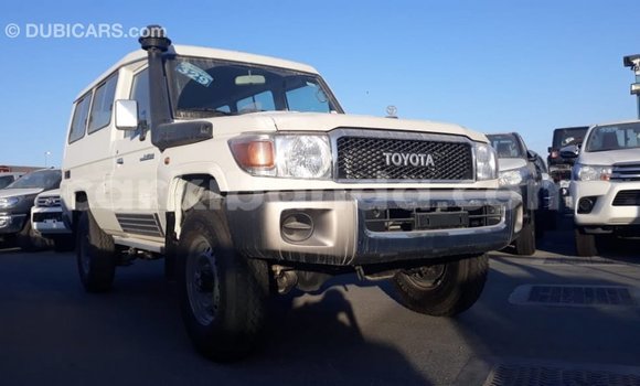 Buy Import Toyota Land Cruiser White Car in Import - Dubai in Uganda Buy Import Toyota Land Cruiser White Car in Import - Dubai in Uganda