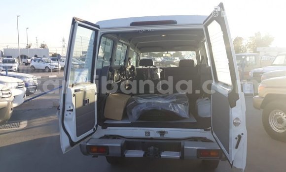 Buy Import Toyota Land Cruiser White Car in Import - Dubai in Uganda Buy Import Toyota Land Cruiser White Car in Import - Dubai in Uganda