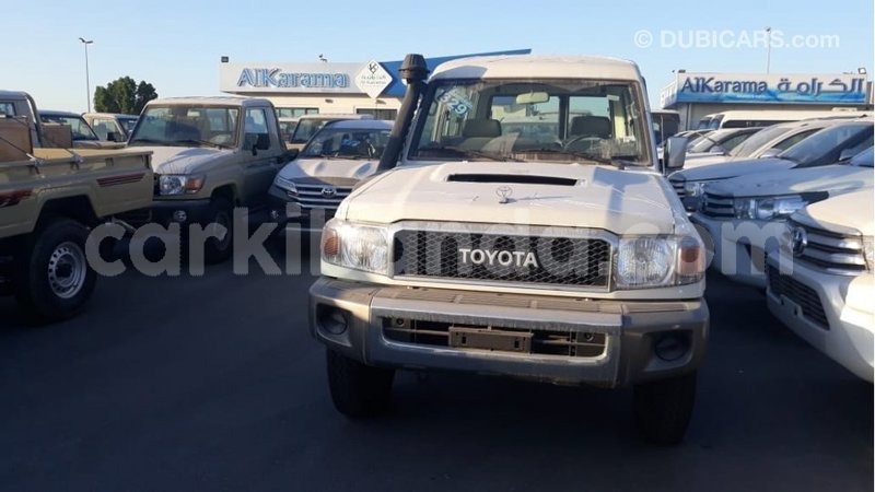 Big with watermark toyota land cruiser uganda import dubai 9671