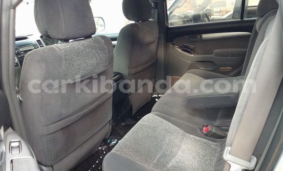 Nunua Ilio tumika Toyota Land Cruiser Prado Fedha Gari ndani ya Kampala nchini Uganda Nunua Ilio tumika Toyota Land Cruiser Prado Fedha Gari ndani ya Kampala nchini Uganda
