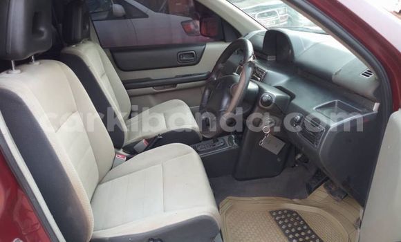 Nunua Ilio tumika Nissan X–Trail Nyekundu Gari ndani ya Kampala nchini Uganda Nunua Ilio tumika Nissan X–Trail Nyekundu Gari ndani ya Kampala nchini Uganda