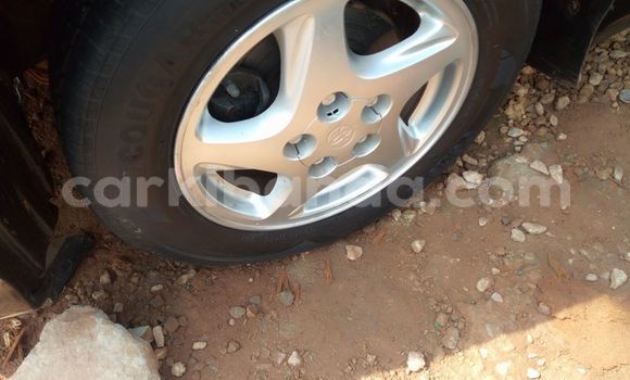 Nunua Ilio tumika Toyota Nadia Nyeusi Gari ndani ya Kampala nchini Uganda Nunua Ilio tumika Toyota Nadia Nyeusi Gari ndani ya Kampala nchini Uganda