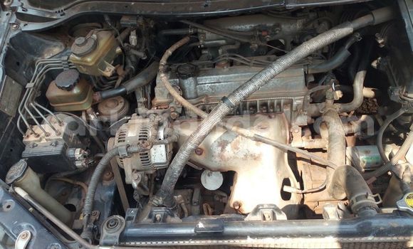 Nunua Ilio tumika Toyota Nadia Nyeusi Gari ndani ya Kampala nchini Uganda Nunua Ilio tumika Toyota Nadia Nyeusi Gari ndani ya Kampala nchini Uganda