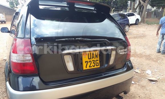 Nunua Ilio tumika Toyota Nadia Nyeusi Gari ndani ya Kampala nchini Uganda Nunua Ilio tumika Toyota Nadia Nyeusi Gari ndani ya Kampala nchini Uganda