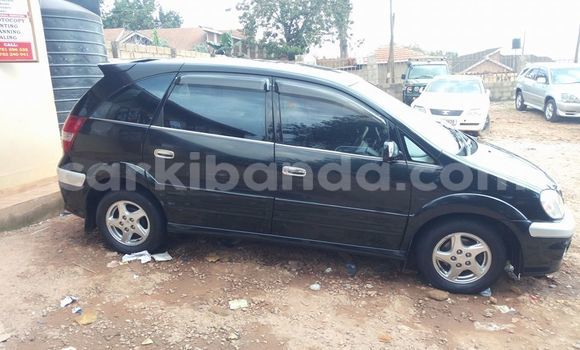 Nunua Ilio tumika Toyota Nadia Nyeusi Gari ndani ya Kampala nchini Uganda Nunua Ilio tumika Toyota Nadia Nyeusi Gari ndani ya Kampala nchini Uganda