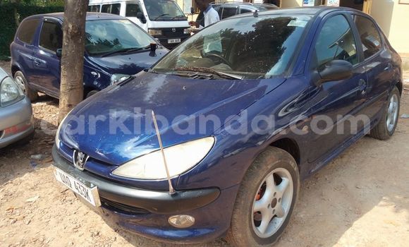 Acheter Occasion Voiture Peugeot 206 Bleu à Kampala, Ouganda Acheter Occasion Voiture Peugeot 206 Bleu à Kampala, Ouganda