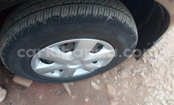 Nunua Ilio tumika Toyota Passo Nyeusi Gari ndani ya Kampala nchini Uganda Nunua Ilio tumika Toyota Passo Nyeusi Gari ndani ya Kampala nchini Uganda