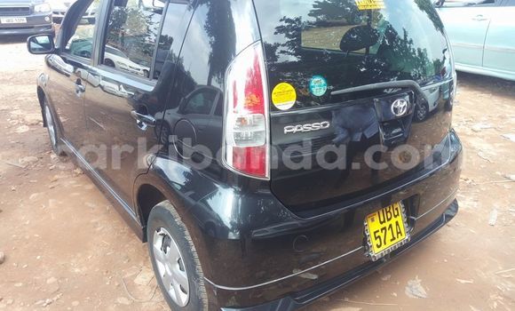 Nunua Ilio tumika Toyota Passo Nyeusi Gari ndani ya Kampala nchini Uganda Nunua Ilio tumika Toyota Passo Nyeusi Gari ndani ya Kampala nchini Uganda