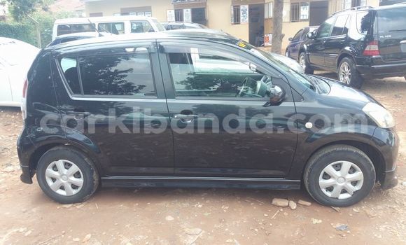 Nunua Ilio tumika Toyota Passo Nyeusi Gari ndani ya Kampala nchini Uganda Nunua Ilio tumika Toyota Passo Nyeusi Gari ndani ya Kampala nchini Uganda