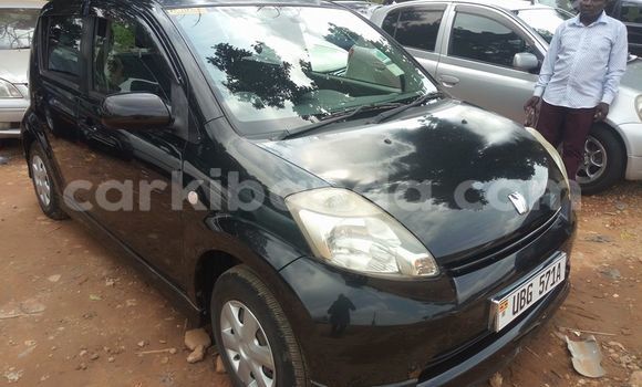 Nunua Ilio tumika Toyota Passo Nyeusi Gari ndani ya Kampala nchini Uganda Nunua Ilio tumika Toyota Passo Nyeusi Gari ndani ya Kampala nchini Uganda