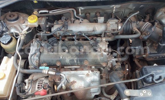 Acheter Occasion Voiture Nissan X–Trail Gris à Kampala, Ouganda Acheter Occasion Voiture Nissan X–Trail Gris à Kampala, Ouganda