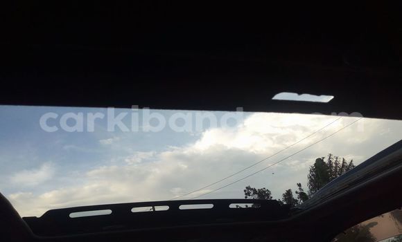 Acheter Occasion Voiture Nissan X–Trail Gris à Kampala, Ouganda Acheter Occasion Voiture Nissan X–Trail Gris à Kampala, Ouganda