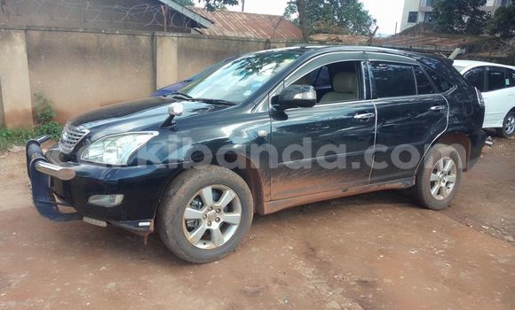 Nunua Ilio tumika Toyota Harrier Nyeusi Gari ndani ya Kampala nchini Uganda Nunua Ilio tumika Toyota Harrier Nyeusi Gari ndani ya Kampala nchini Uganda