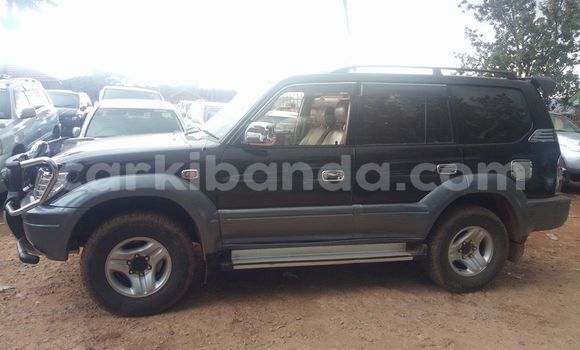 Acheter Occasion Voiture Toyota Land Cruiser Prado Noir à Kampala, Ouganda Acheter Occasion Voiture Toyota Land Cruiser Prado Noir à Kampala, Ouganda