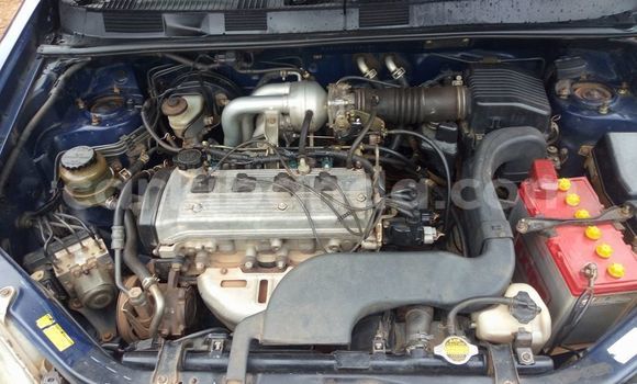 Nunua Ilio tumika Toyota Raum Bluu Gari ndani ya Kampala nchini Uganda Nunua Ilio tumika Toyota Raum Bluu Gari ndani ya Kampala nchini Uganda