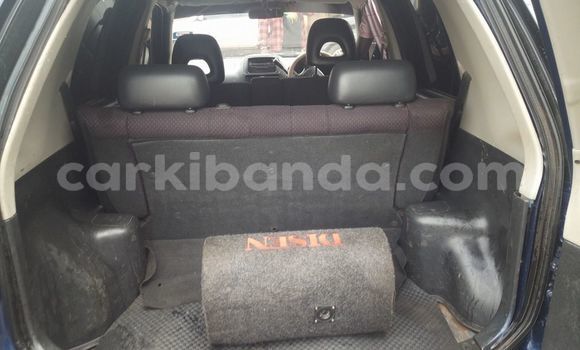 Nunua Ilio tumika Toyota Raum Bluu Gari ndani ya Kampala nchini Uganda Nunua Ilio tumika Toyota Raum Bluu Gari ndani ya Kampala nchini Uganda