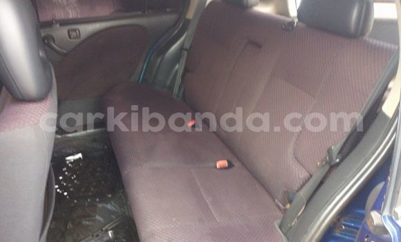 Nunua Ilio tumika Toyota Raum Bluu Gari ndani ya Kampala nchini Uganda Nunua Ilio tumika Toyota Raum Bluu Gari ndani ya Kampala nchini Uganda