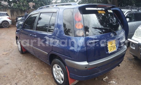 Nunua Ilio tumika Toyota Raum Bluu Gari ndani ya Kampala nchini Uganda Nunua Ilio tumika Toyota Raum Bluu Gari ndani ya Kampala nchini Uganda