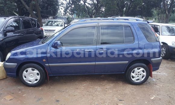 Nunua Ilio tumika Toyota Raum Bluu Gari ndani ya Kampala nchini Uganda Nunua Ilio tumika Toyota Raum Bluu Gari ndani ya Kampala nchini Uganda