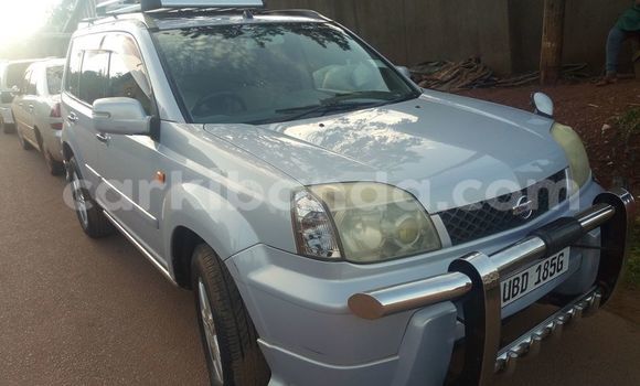 Nunua Ilio tumika Nissan X–Trail Bluu Gari ndani ya Kampala nchini Uganda Nunua Ilio tumika Nissan X–Trail Bluu Gari ndani ya Kampala nchini Uganda