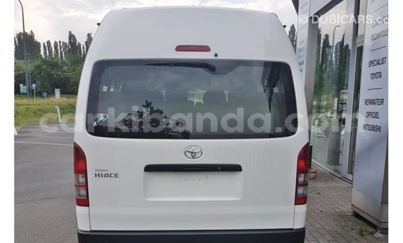 Buy Import Toyota Hiace White Car in Import - Dubai in Uganda Buy Import Toyota Hiace White Car in Import - Dubai in Uganda