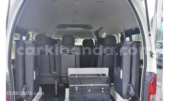 Buy Import Toyota Hiace White Car in Import - Dubai in Uganda Buy Import Toyota Hiace White Car in Import - Dubai in Uganda