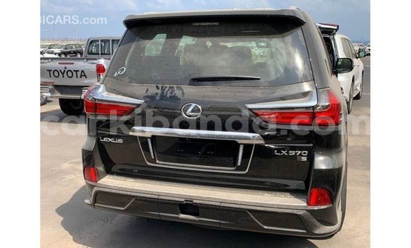 Acheter Import Voiture Lexus LX Noir à Import - Dubai, Ouganda Acheter Import Voiture Lexus LX Noir à Import - Dubai, Ouganda