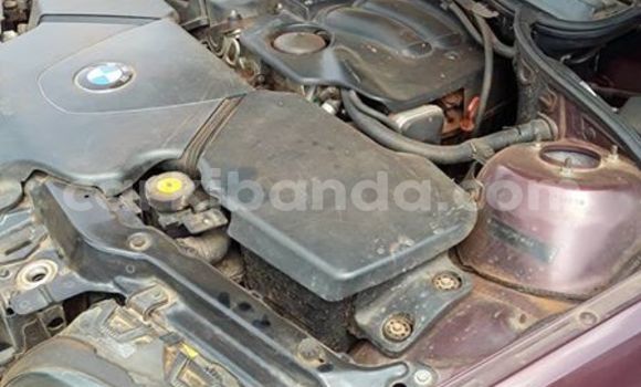 Gura Yakoze BMW 3–Series Other Imodoka i Kampala mu Uganda Gura Yakoze BMW 3–Series Other Imodoka i Kampala mu Uganda