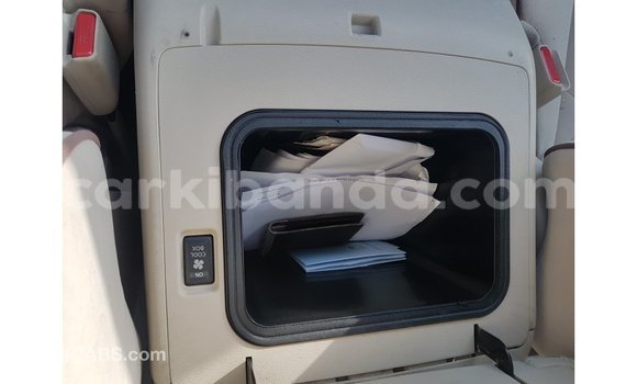 Gura Imported Nissan Patrol White Imodoka i Import - Dubai mu Uganda Gura Imported Nissan Patrol White Imodoka i Import - Dubai mu Uganda