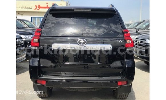 Nunua Imported Toyota Prado Nyeusi Gari ndani ya Import - Dubai nchini Uganda Nunua Imported Toyota Prado Nyeusi Gari ndani ya Import - Dubai nchini Uganda