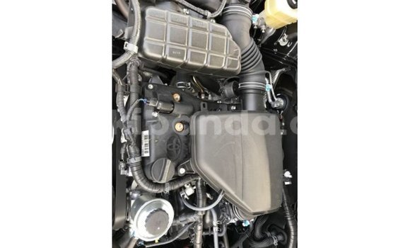 Nunua Imported Toyota Prado Nyeusi Gari ndani ya Import - Dubai nchini Uganda Nunua Imported Toyota Prado Nyeusi Gari ndani ya Import - Dubai nchini Uganda