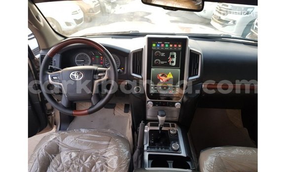 Buy Import Toyota Land Cruiser Other Car in Import - Dubai in Uganda Buy Import Toyota Land Cruiser Other Car in Import - Dubai in Uganda