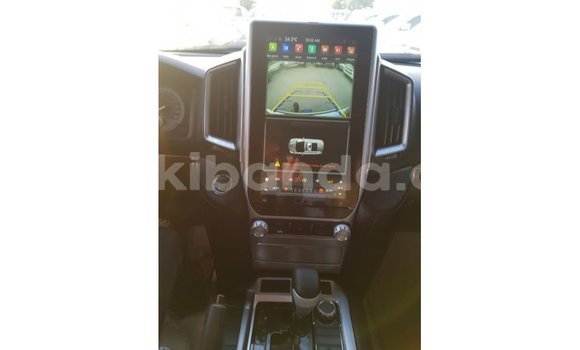 Buy Import Toyota Land Cruiser Other Car in Import - Dubai in Uganda Buy Import Toyota Land Cruiser Other Car in Import - Dubai in Uganda