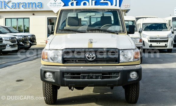 Buy Import Toyota Land Cruiser Beige Car in Import - Dubai in Uganda Buy Import Toyota Land Cruiser Beige Car in Import - Dubai in Uganda
