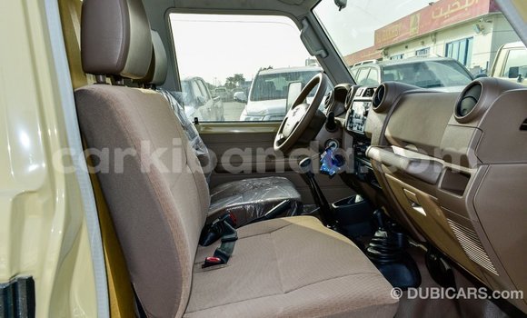 Buy Import Toyota Land Cruiser Beige Car in Import - Dubai in Uganda Buy Import Toyota Land Cruiser Beige Car in Import - Dubai in Uganda
