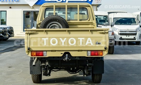 Buy Import Toyota Land Cruiser Beige Car in Import - Dubai in Uganda Buy Import Toyota Land Cruiser Beige Car in Import - Dubai in Uganda
