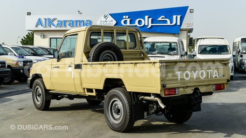 Big with watermark toyota land cruiser uganda import dubai 9740