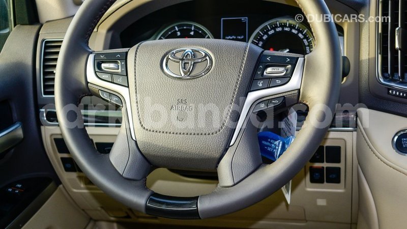 Big with watermark toyota land cruiser uganda import dubai 9741