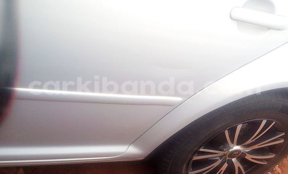Nunua Ilio tumika Ford Fiesta Fedha Gari ndani ya Kampala nchini Uganda Nunua Ilio tumika Ford Fiesta Fedha Gari ndani ya Kampala nchini Uganda