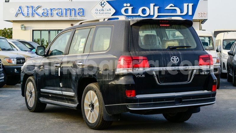Big with watermark toyota land cruiser uganda import dubai 9741