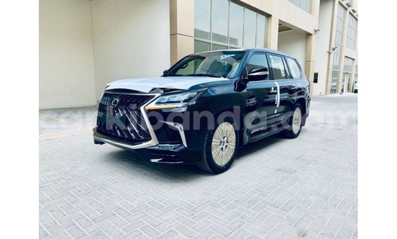 Nunua Imported Lexus LX Nyeusi Gari ndani ya Import - Dubai nchini Uganda Nunua Imported Lexus LX Nyeusi Gari ndani ya Import - Dubai nchini Uganda