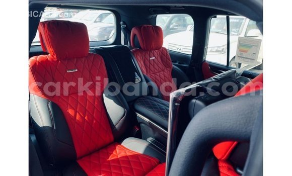 Nunua Imported Lexus LX Nyeusi Gari ndani ya Import - Dubai nchini Uganda Nunua Imported Lexus LX Nyeusi Gari ndani ya Import - Dubai nchini Uganda