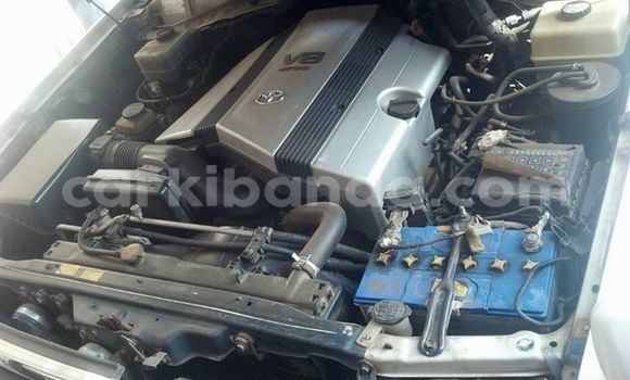 Gura Yakoze Toyota Land Cruiser White Imodoka i Kampala mu Uganda Gura Yakoze Toyota Land Cruiser White Imodoka i Kampala mu Uganda