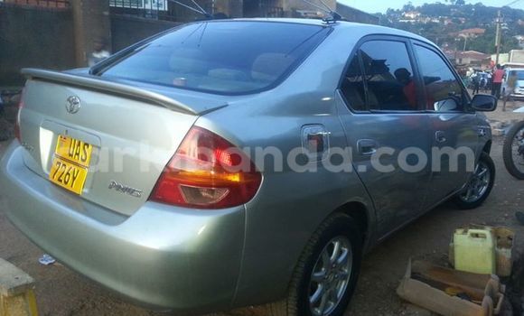 Acheter Occasion Voiture Toyota Prius Gris à Kampala, Ouganda Acheter Occasion Voiture Toyota Prius Gris à Kampala, Ouganda