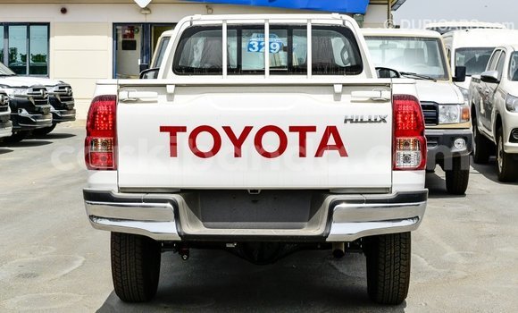 Buy Import Toyota Hilux White Car in Import - Dubai in Uganda Buy Import Toyota Hilux White Car in Import - Dubai in Uganda